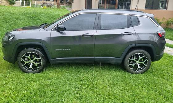 JEEP COMPASS 1.3 T270 TURBO FLEX LONGITUDE AT6 JEEP COMPASS 1.3 T270 TURBO FLEX LONGITUDE AT6